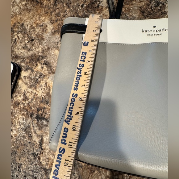 Kate Spade Gray and WhiteTote Bag with matching wallet - Picture 7 of 13